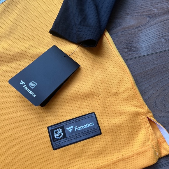 Womens Fanatics Pittsburgh Penguins Jersey NHL Gold - Picture 2 of 5